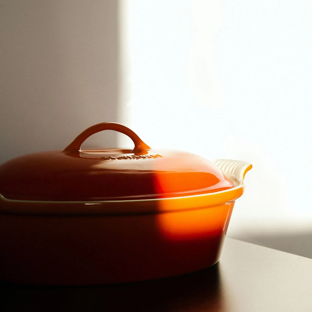 Bandeja Heritage Ovalada Cereza Le Creuset 3 Bandeja Heritage Ovalada Cereza Le Creuset - Imagen 3