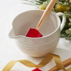 Bol Cerámico Con Asa Y Pico Vertedor De Le Creuset -Le Creuset Ventas Bol ceramico con asa y pico vertedor de Le Creuset 23