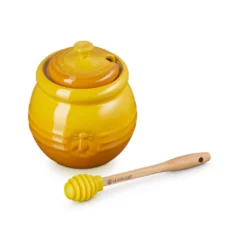 Tarro Para Miel Con Cuchara Le Creuset -Le Creuset Ventas Bote de miel de ceramica de gres con espatula fa849fa8 1953 4101 a6ed be02f4d68724