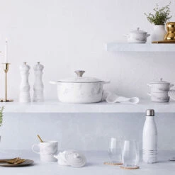 Mini Cocotte Cerámica White Marble De Le Creuset ¡Edición Limitada! -Le Creuset Ventas Cocotte redonda 24 cm Marble de Le Creuset Edicion Limitada 9 c78d6bd2 91bb 42e6 872d 314ddfda8ddd