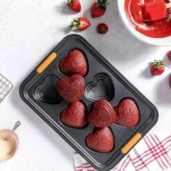 Molde 6 Bizcochos Corazón Le Creuset