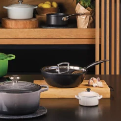 Sartén Chef Pro Con Vertedor Y Tapa Acero Le Creuset -Le Creuset Ventas Sarten Chef Pro con vertedor y tapa acero Le Creuset 10