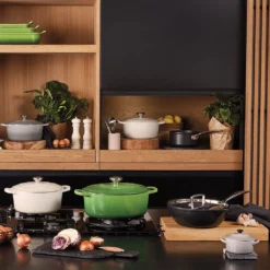 Sartén Chef Pro Con Vertedor Y Tapa Acero Le Creuset -Le Creuset Ventas Sarten Chef Pro con vertedor y tapa acero Le Creuset 11