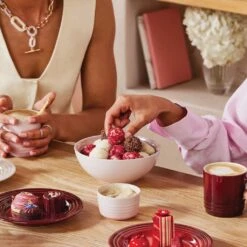 Set De 4 Mini Ramequines Petit Fours Le Creuset -Le Creuset Ventas Set de 4 boles ceramicos Petit Fours Le Creuset 1 8e283fbc 2ac8 4137 b8c0 7f1874efe1f3