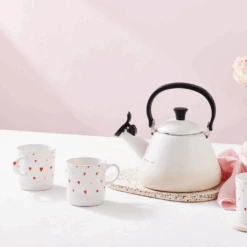 Taza London Corazones Le Creuset (Ed. Limitada) -Le Creuset Ventas mini cocotte corazon le creuset 20