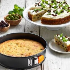 Molde Antiadherente Redondo Desmontable 24 Cm - Acero Al Carbono - Le Creuset 12 Molde Antiadherente Redondo Desmontable 24 Cm - Acero Al Carbono - Le Creuset -Le Creuset Ventas molde antiadherente redondo desmontable acero al carbono le creuset.jpg7 2 1