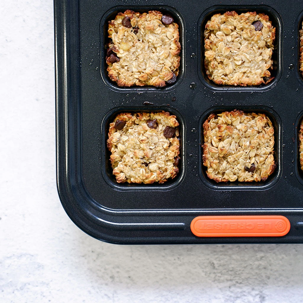 Molde Para Magdalenas Cuadradas, Sobaos, Brownies Y Tartaletas Le Creuset 2 Molde Para Magdalenas Cuadradas, Sobaos, Brownies Y Tartaletas Le Creuset - Imagen 2