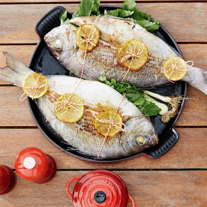 Parrilla Lisa Redonda Cereza 32 Cm - Hierro Fundido - Le Creuset 2 Parrilla Lisa Redonda Cereza 32 Cm - Hierro Fundido - Le Creuset - Imagen 2