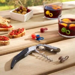 Sacacorchos Y Abridor Sommelier 2 Tiempos WT-110 Negro - Le Creuset -Le Creuset Ventas sacacorchos sommelier tiempos negro le creuset