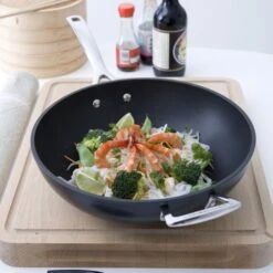 Sartén Antiadherente TNS PRO Alta Con Asa 30 Cm - Aluminio Forjado - Le Creuset -Le Creuset Ventas sart n alta con asa antiadherente 30 cm aluminio forjado le creuset5