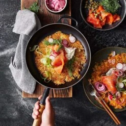 Sartén Baja Con Asa Hueca Y Mango De Madera 24 Cm - Hierro Fundido - Le Creuset 9 Sartén Baja Con Asa Hueca Y Mango De Madera 24 Cm - Hierro Fundido - Le Creuset -Le Creuset Ventas sarten baja con asa y mango de madera hierro fundido le creuset 2