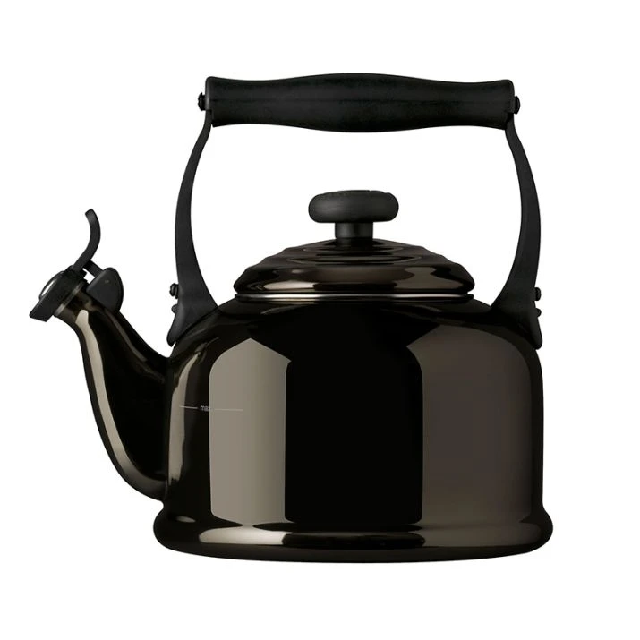 Tetera Tradición Negra 2,10 Litros - Acero Esmaltado - Le Creuset 1 Tetera Tradición Negra 2,10 Litros - Acero Esmaltado - Le Creuset